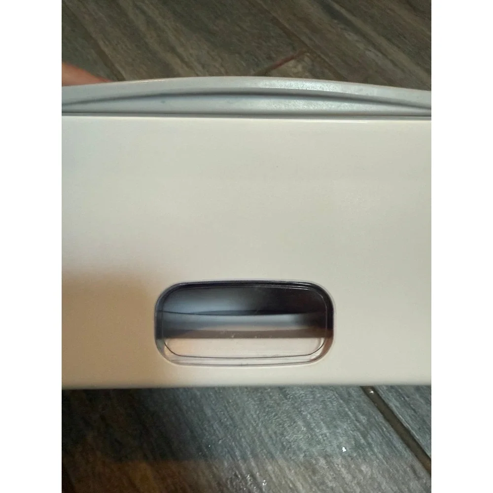 Ubbi‎ wipes dispenser one handed weighted